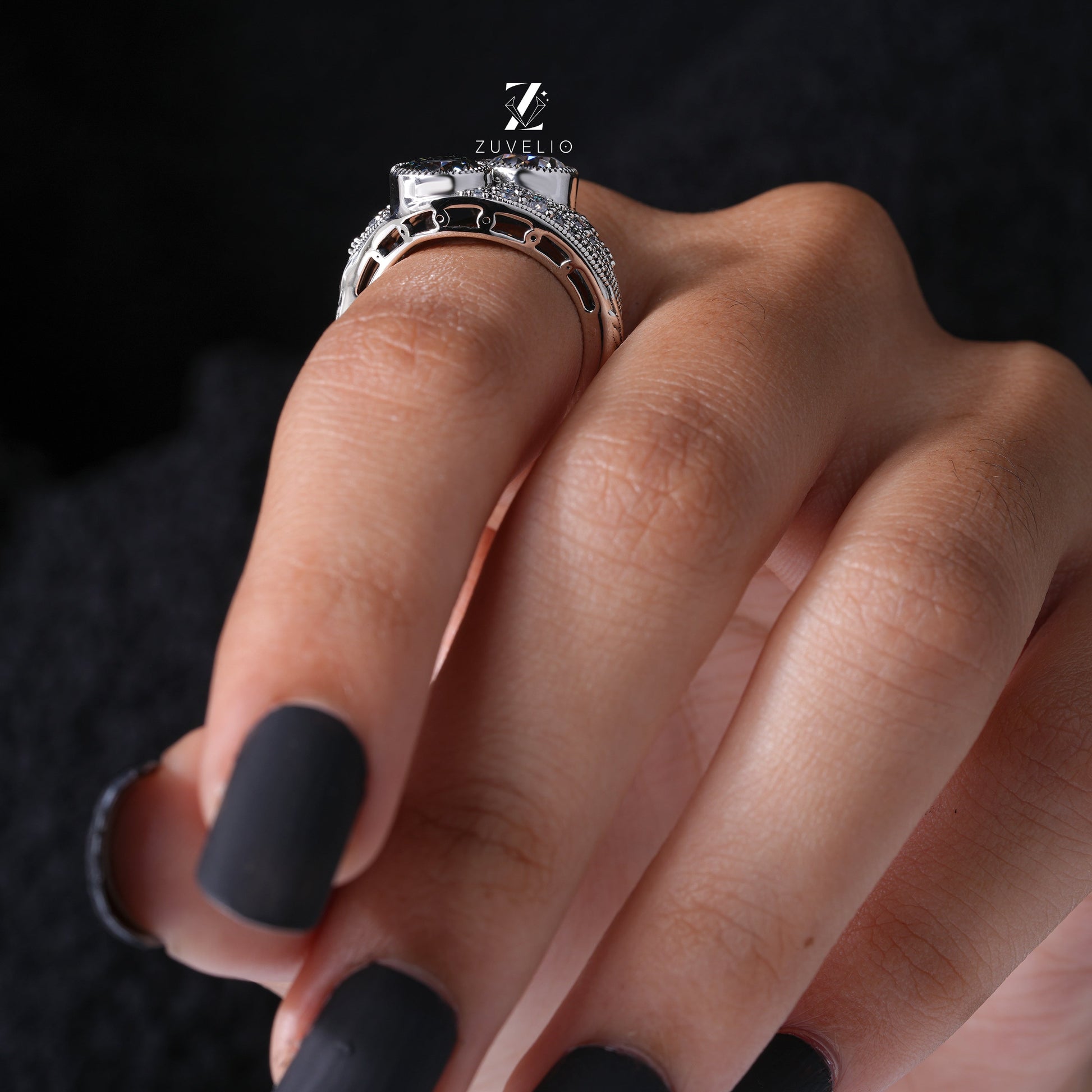 White Grey Moissanite Ring - Zuvelio.com