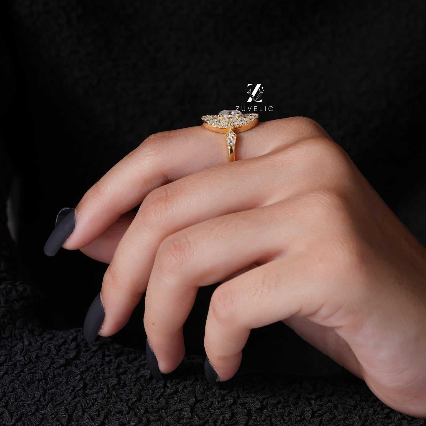 Oval Cut Moissanite Ring - Zuvelio.com