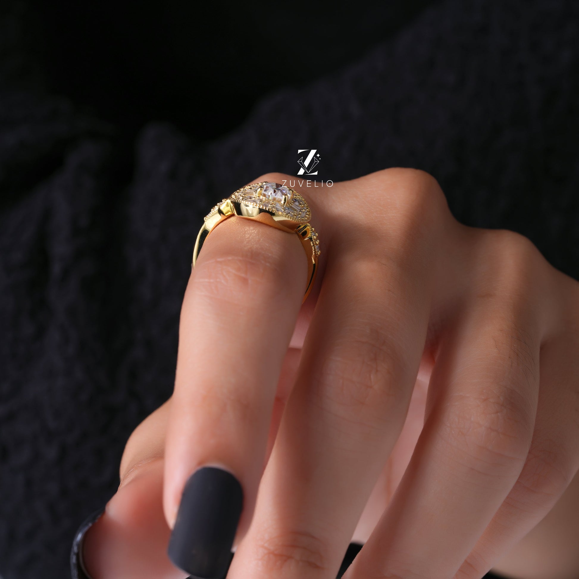 Oval Cut Moissanite Ring - Zuvelio.com