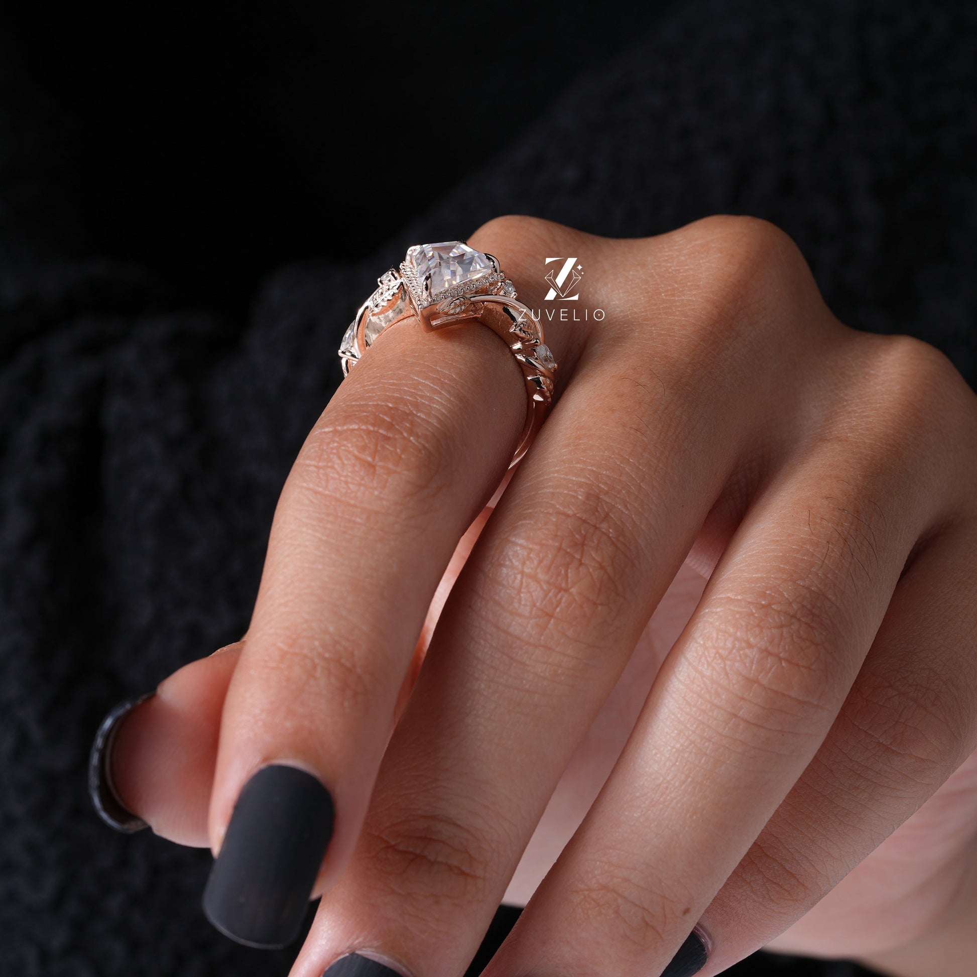Kite Moissanite Ring - Zuvelio.com
