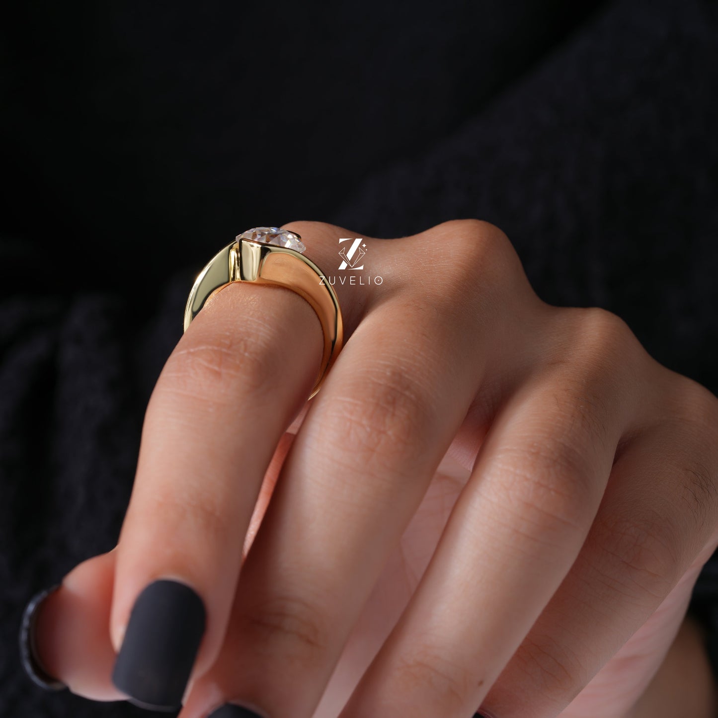 OMC Cushion Moissanite Ring - Zuvelio.com