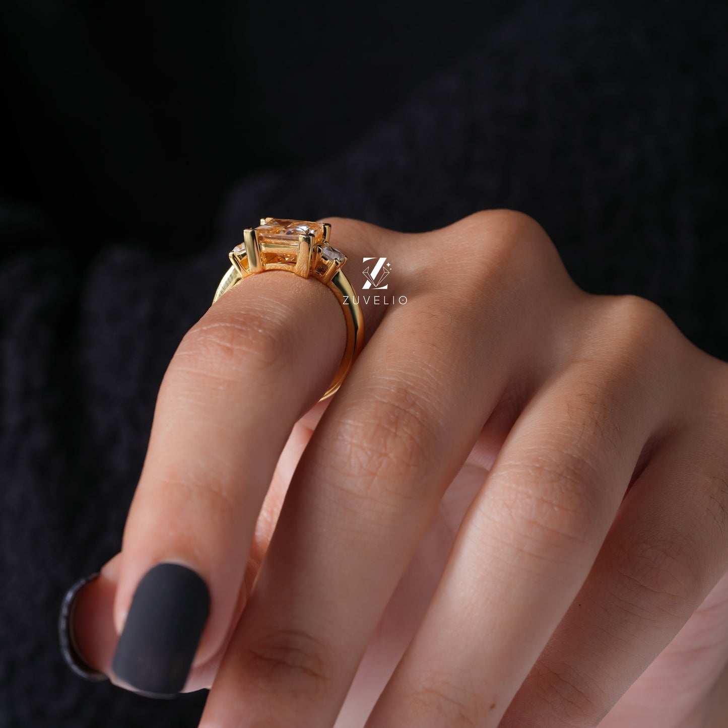 Princess Cut  Moissanite Ring - Zuvelio.com