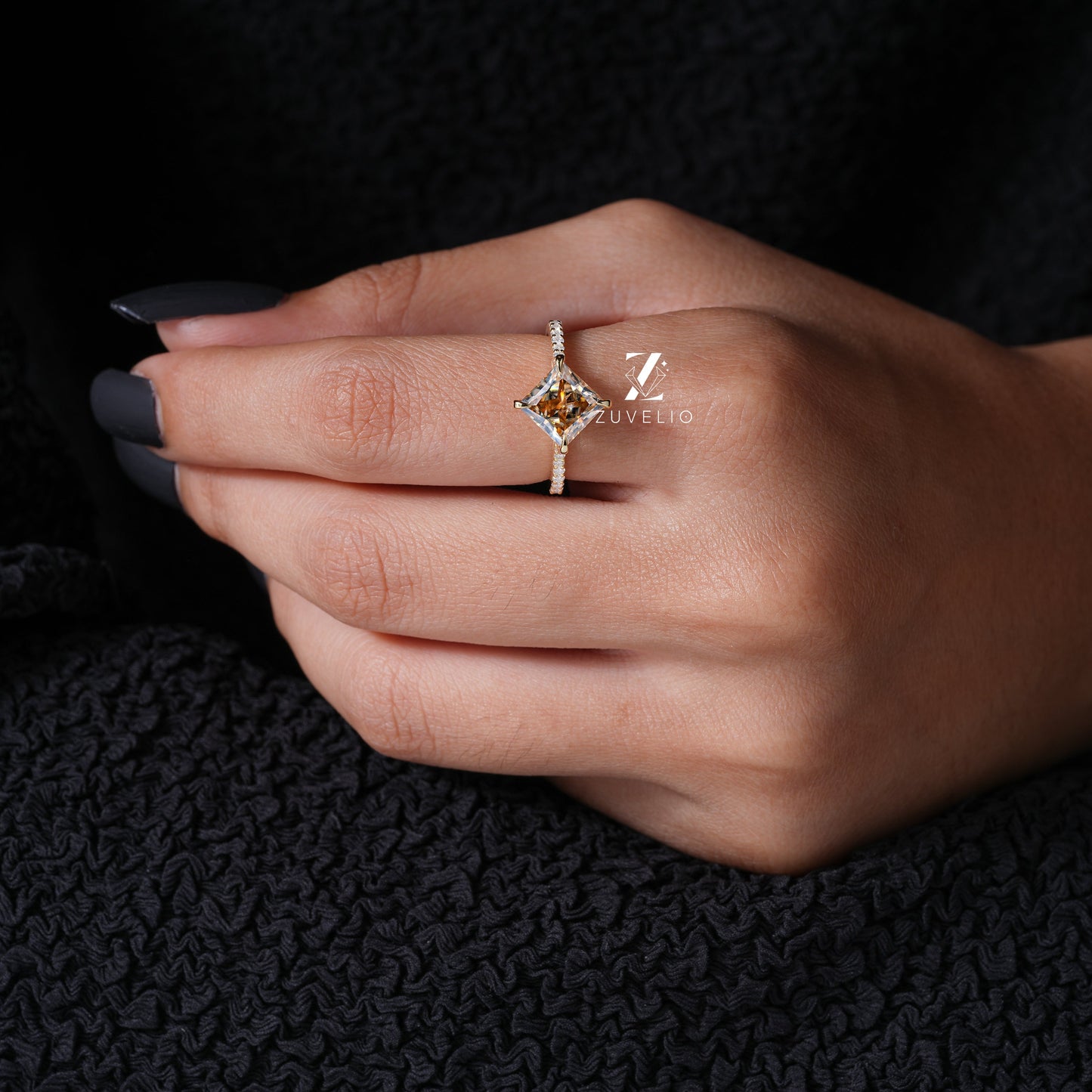 Princess Cut Moissiante Ring - Zuvelio.com