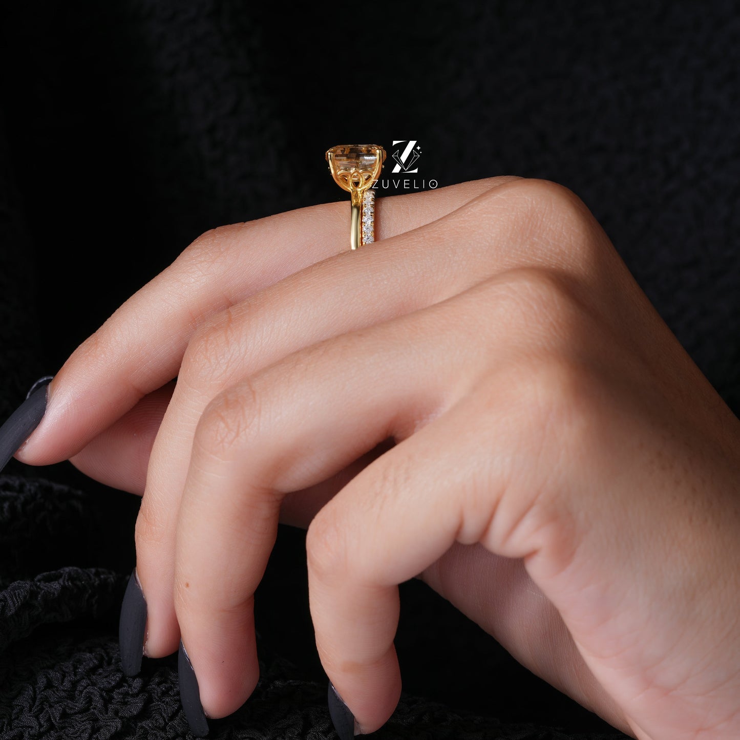 Cushion Cut Moissanite Ring - Zuvelio.com