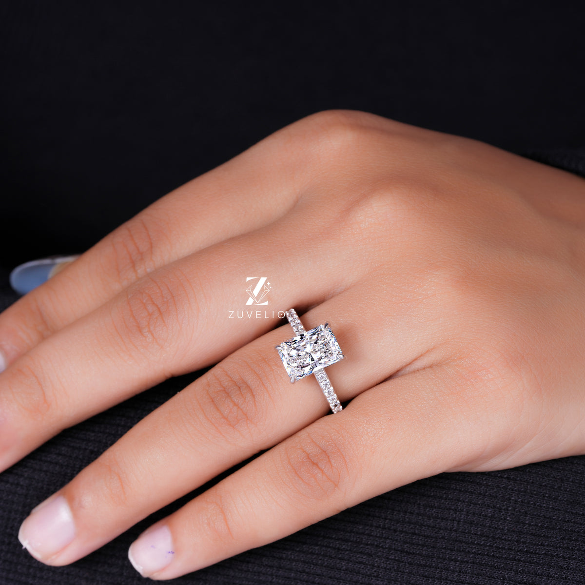 Radiant Hidden Halo Ring