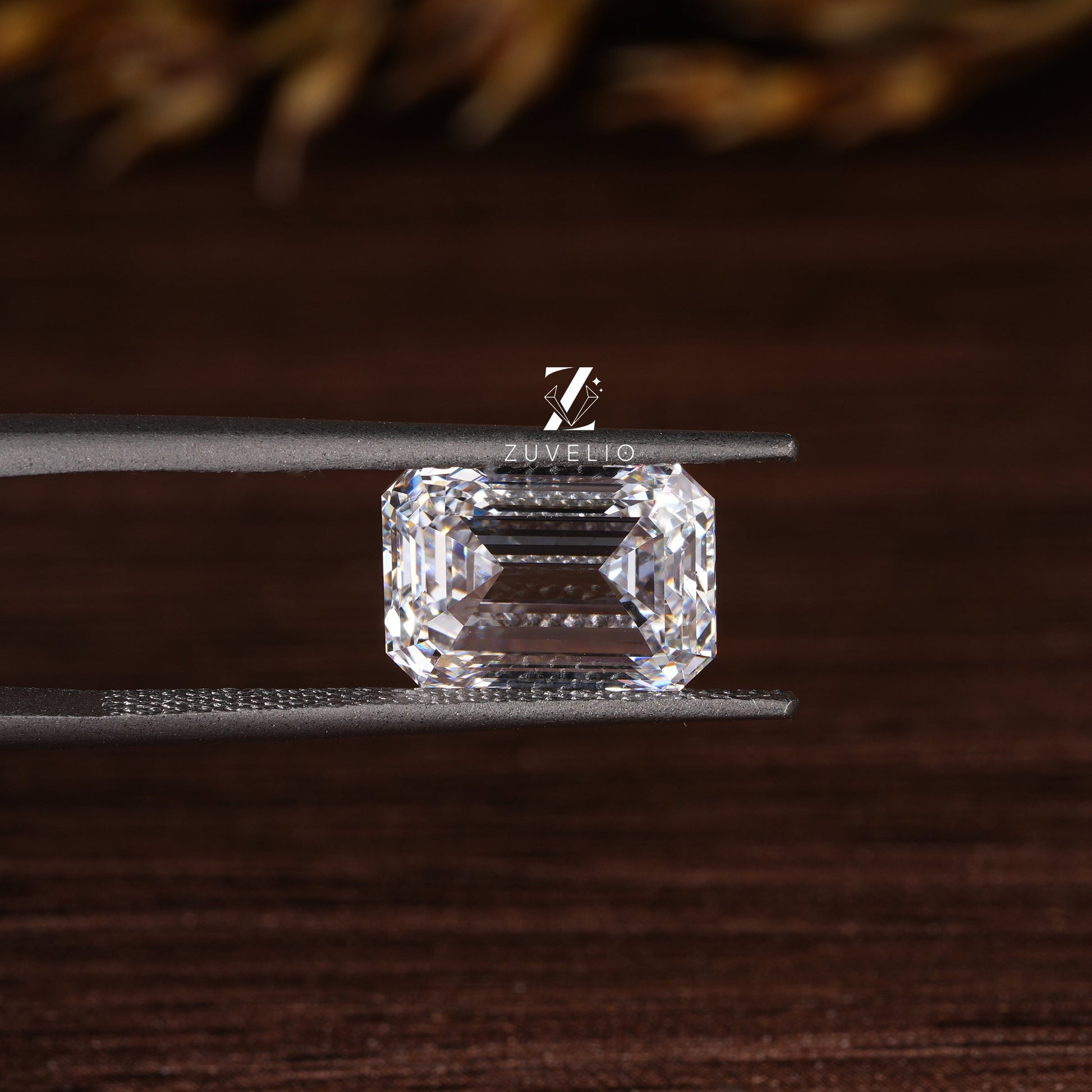 IGI Emerald Cut Lab Diamond - Zuvelio.com