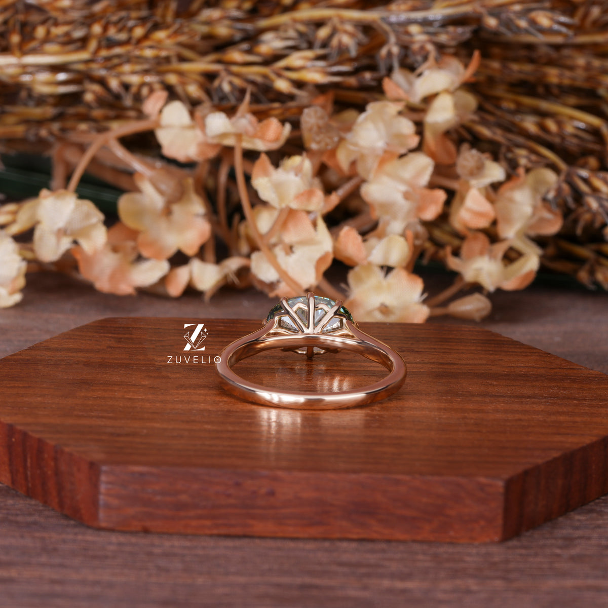 East West Green Diamond