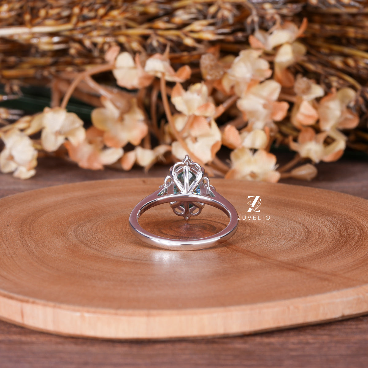 Vintage Oval Moissanite Ring