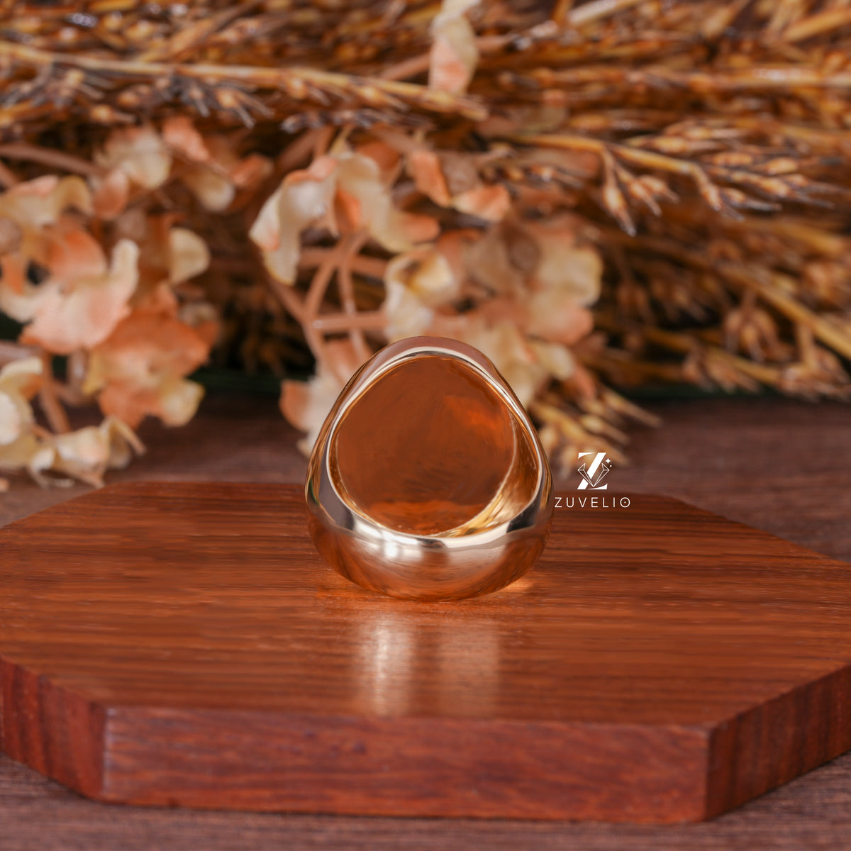 Men's Engraved Signet Ring