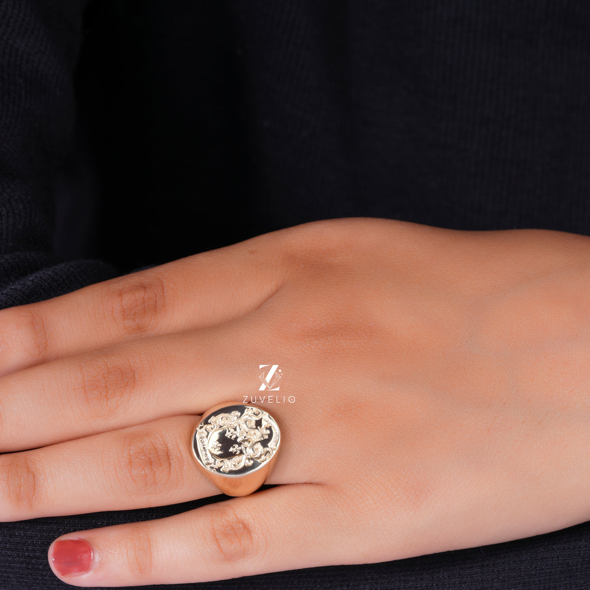 Men's Engraved Signet Ring