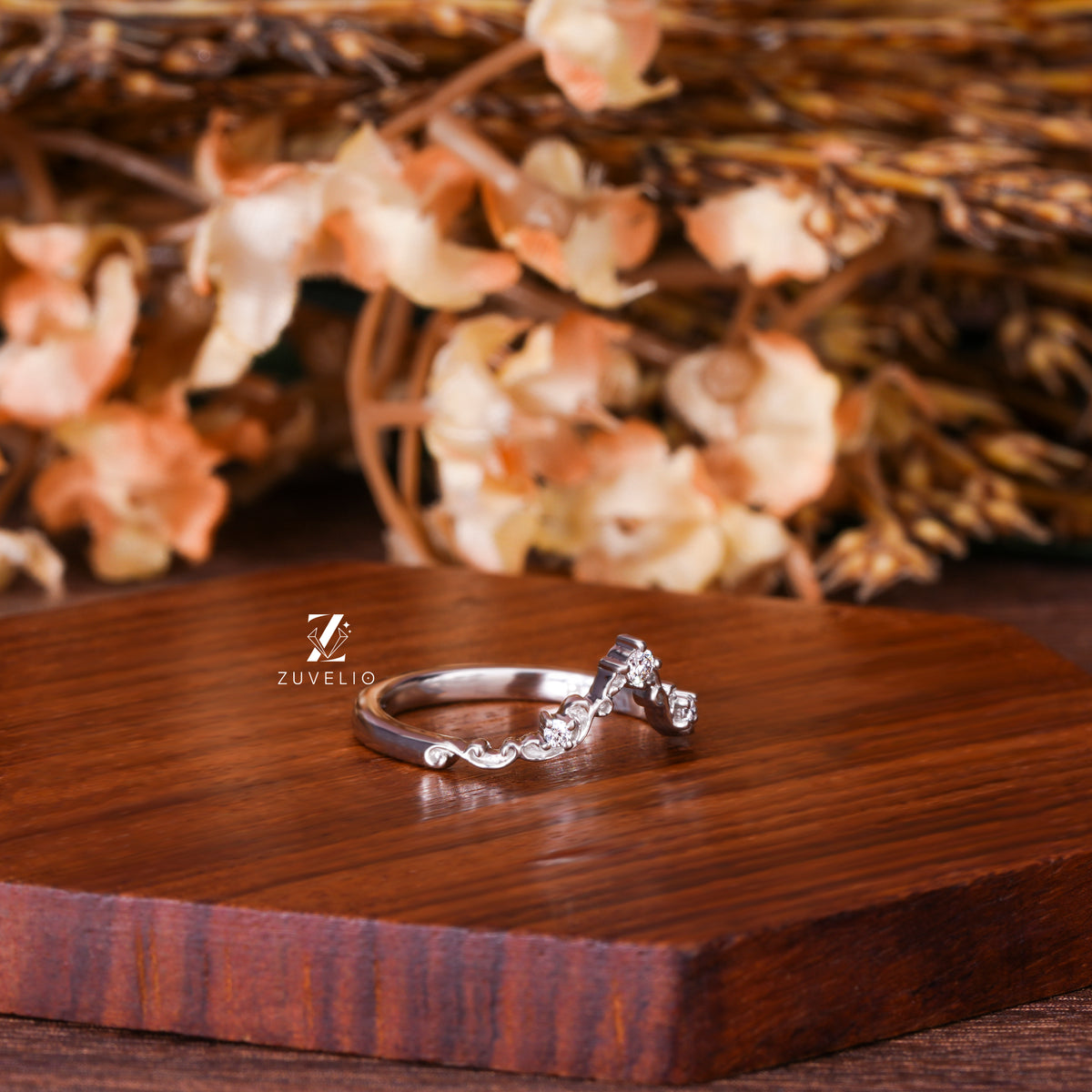 Vintage Diamond Chevron Band