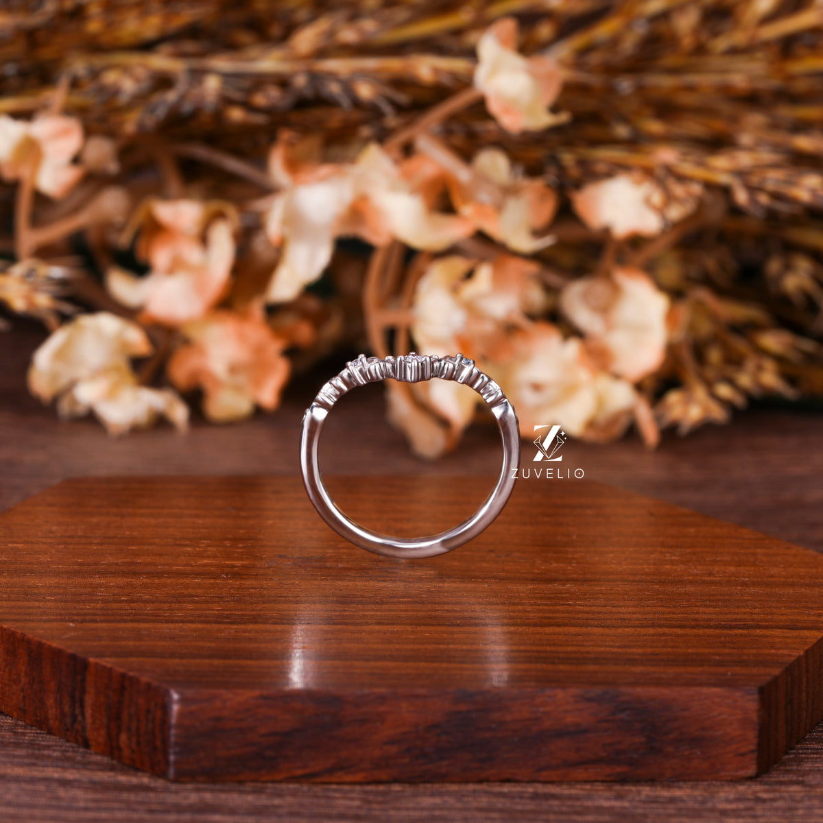 Vintage Diamond Chevron Band