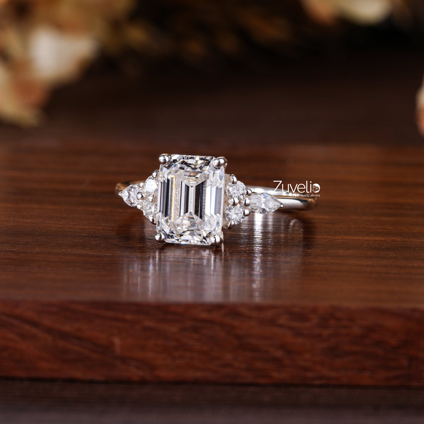 Emerald Moissanite Ring - Zuvelio.com