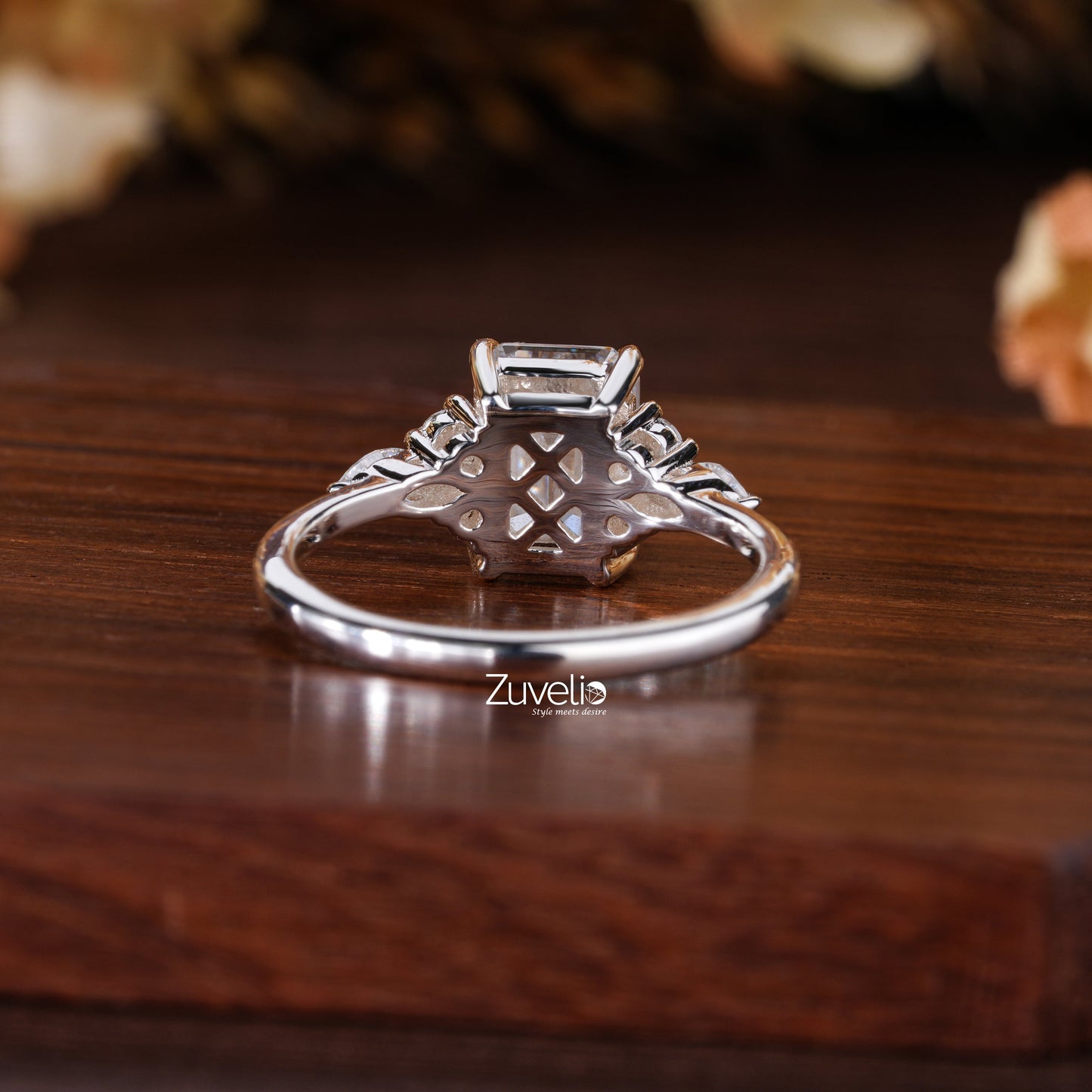 Emerald Moissanite Ring - Zuvelio.com