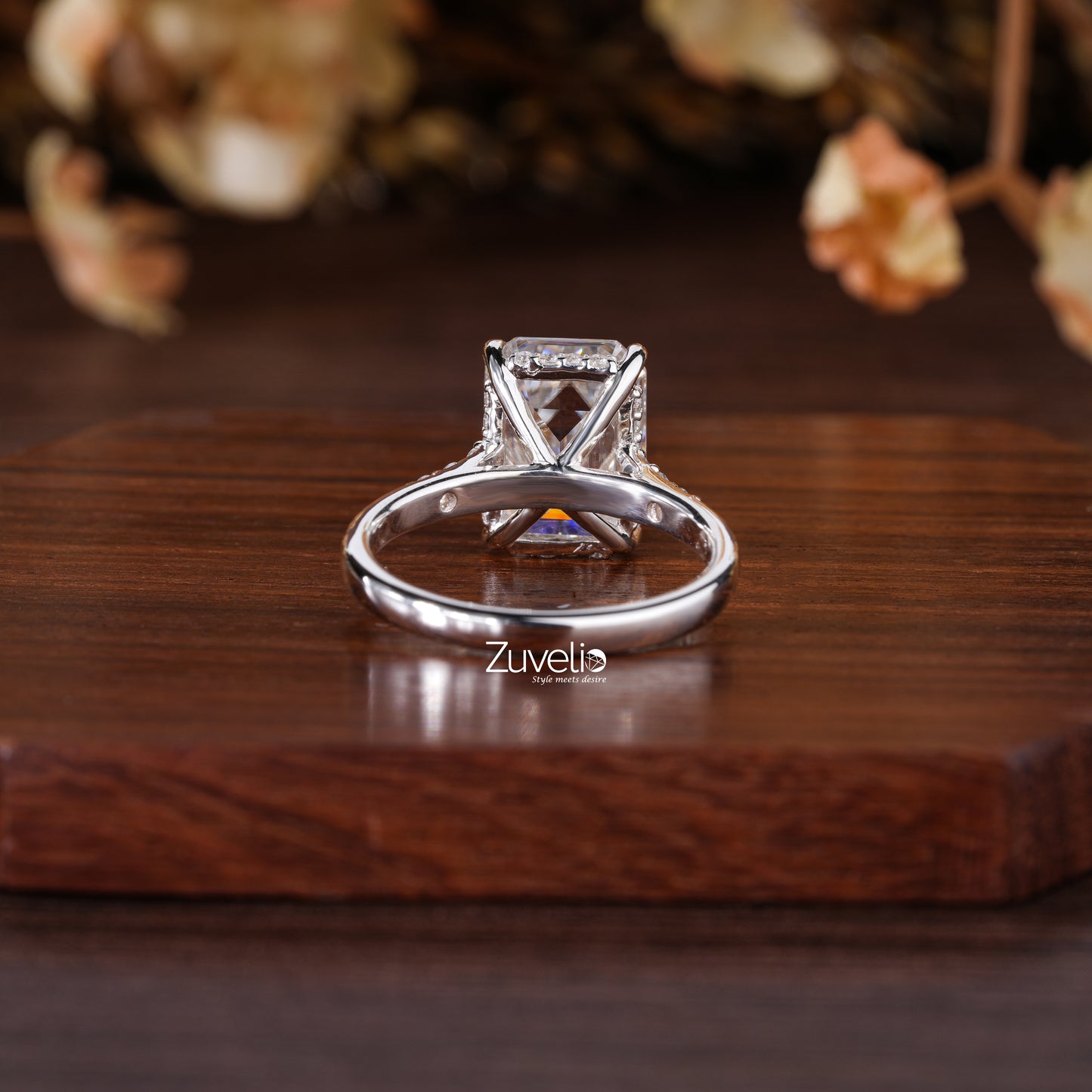 Platinum Emerald Halo Ring