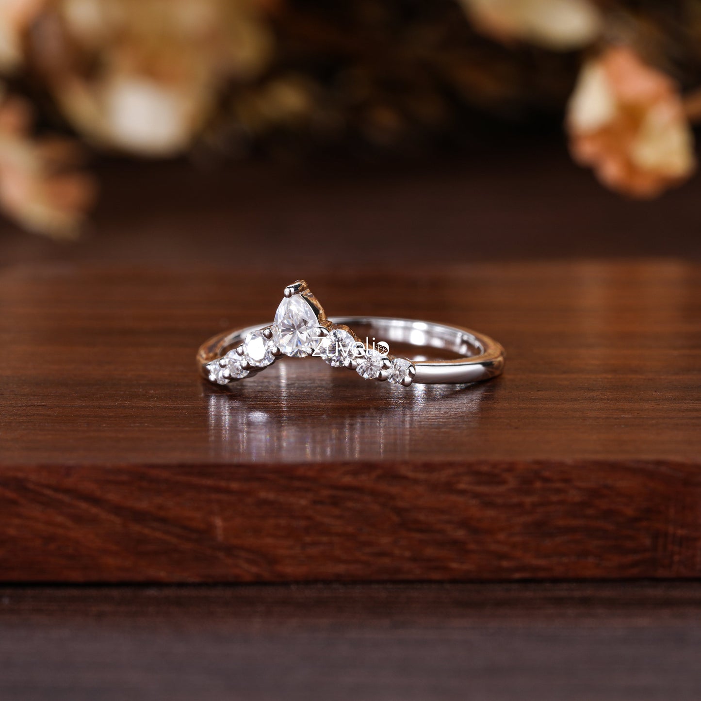 Pear Round Moissanite - Zuvelio.com