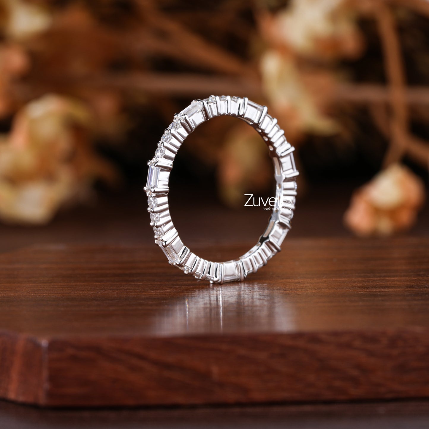 Baguette Wedding Band - Zuvelio.com