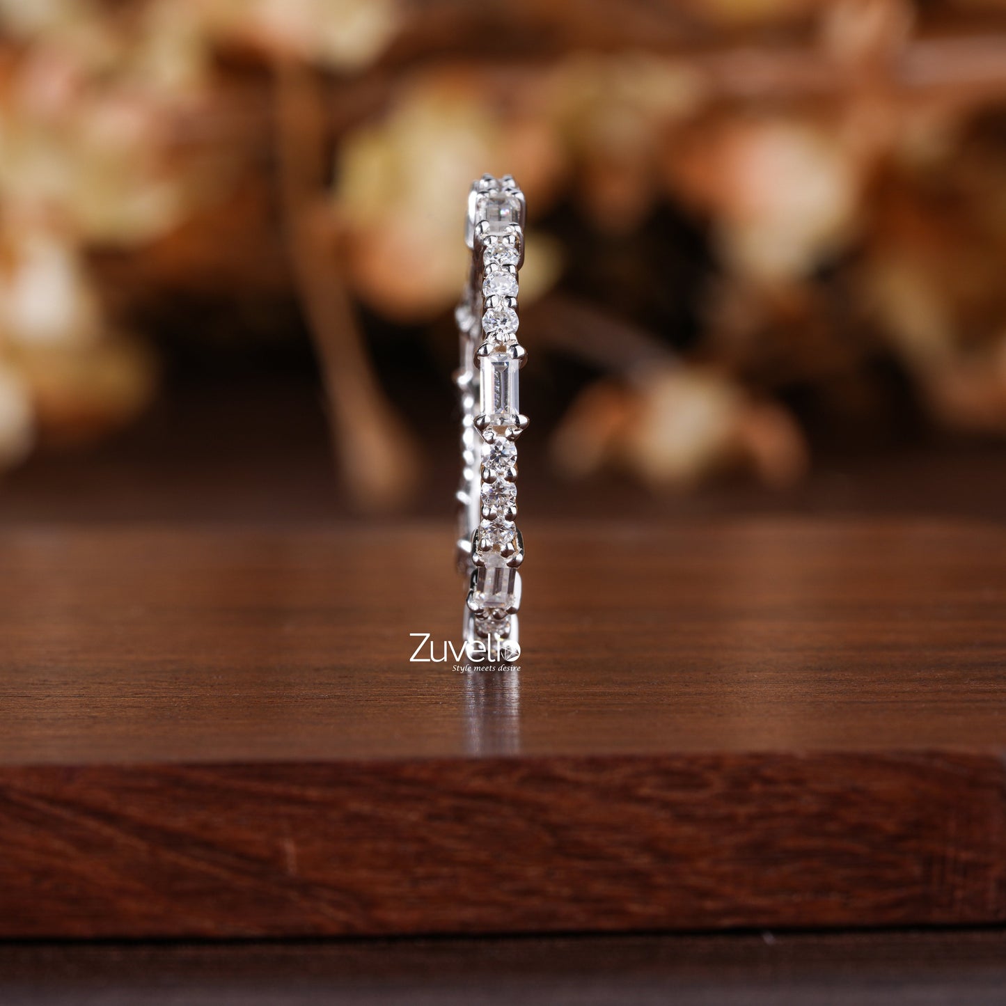 Baguette Wedding Band - Zuvelio.com