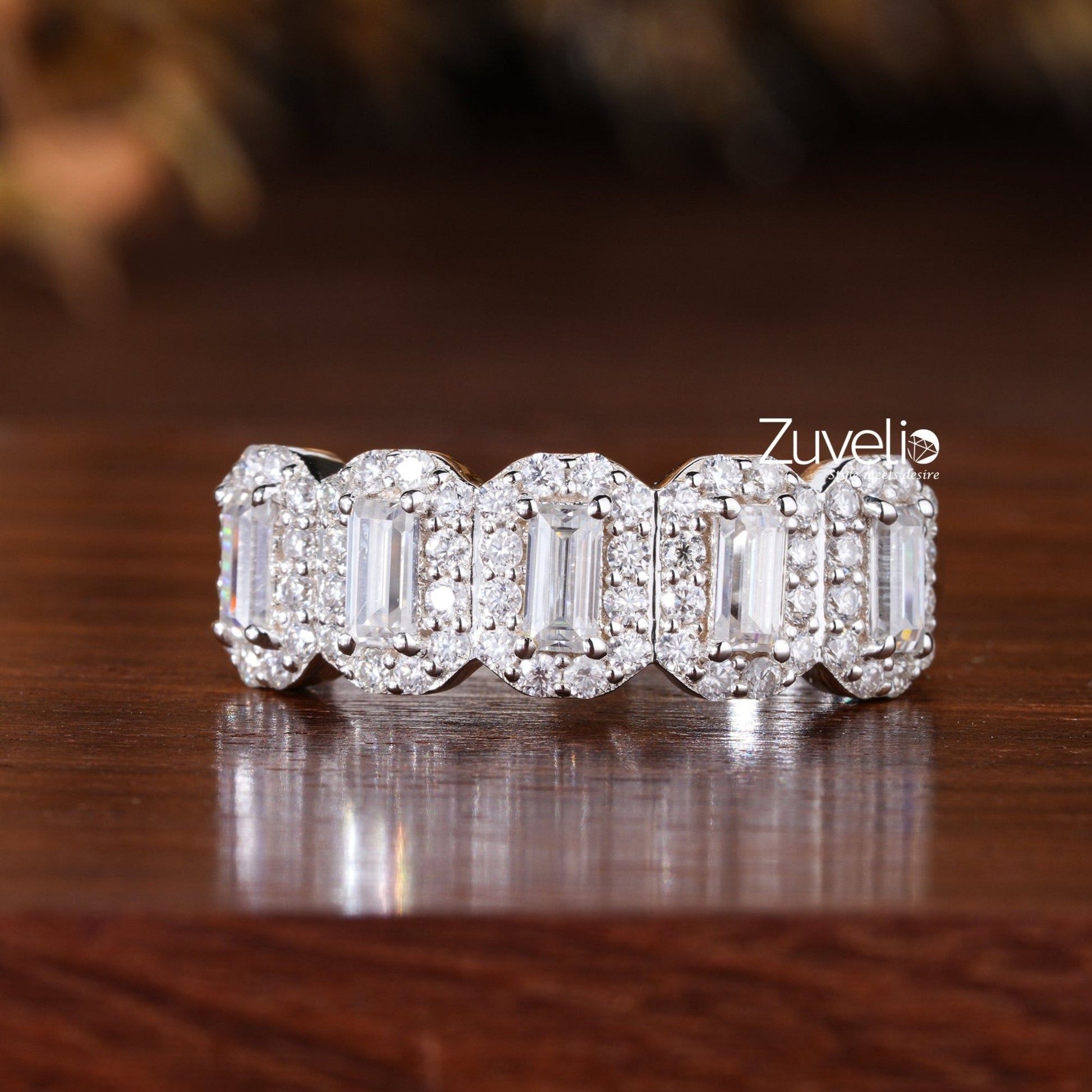 Baguette Halo Style Ring - Zuvelio.com
