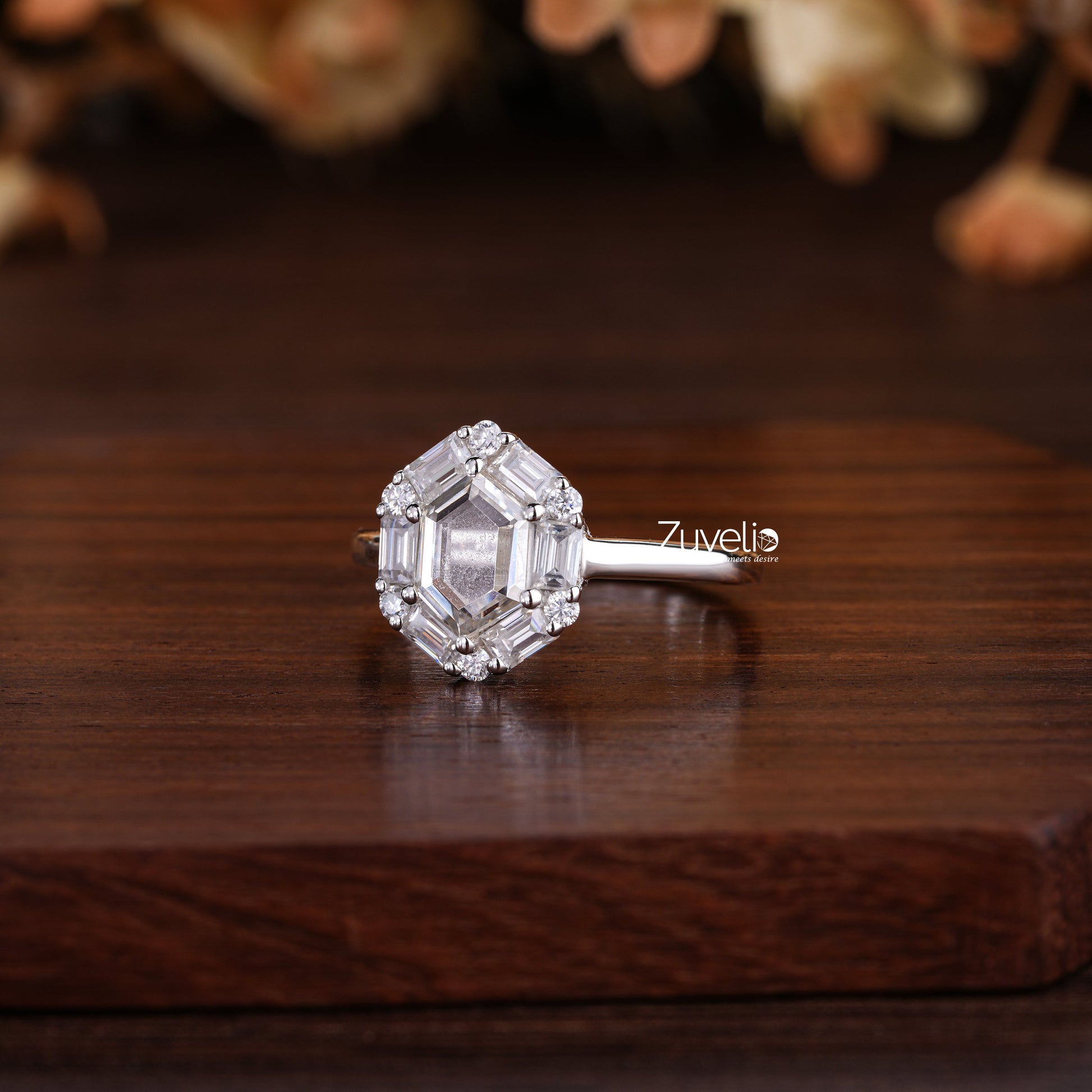 Portrait Cut Hexagon Ring - Zuvelio.com