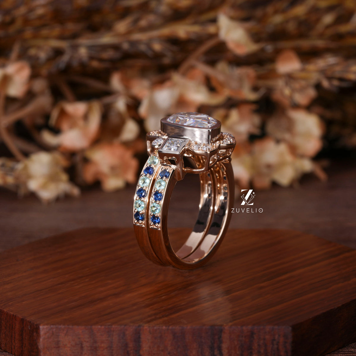 Pear Moissanite Cluster Rin