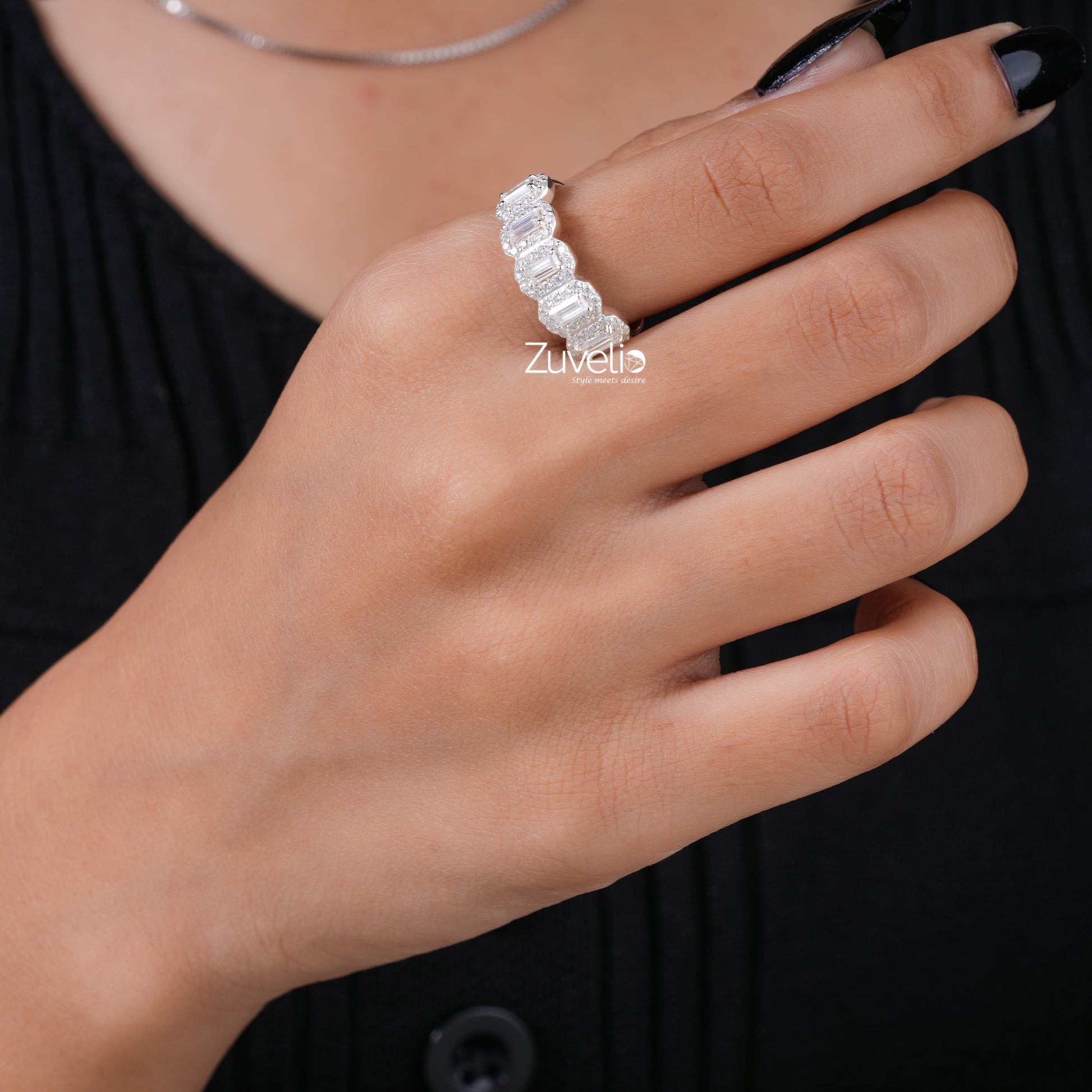 Baguette Halo Style Ring - Zuvelio.com