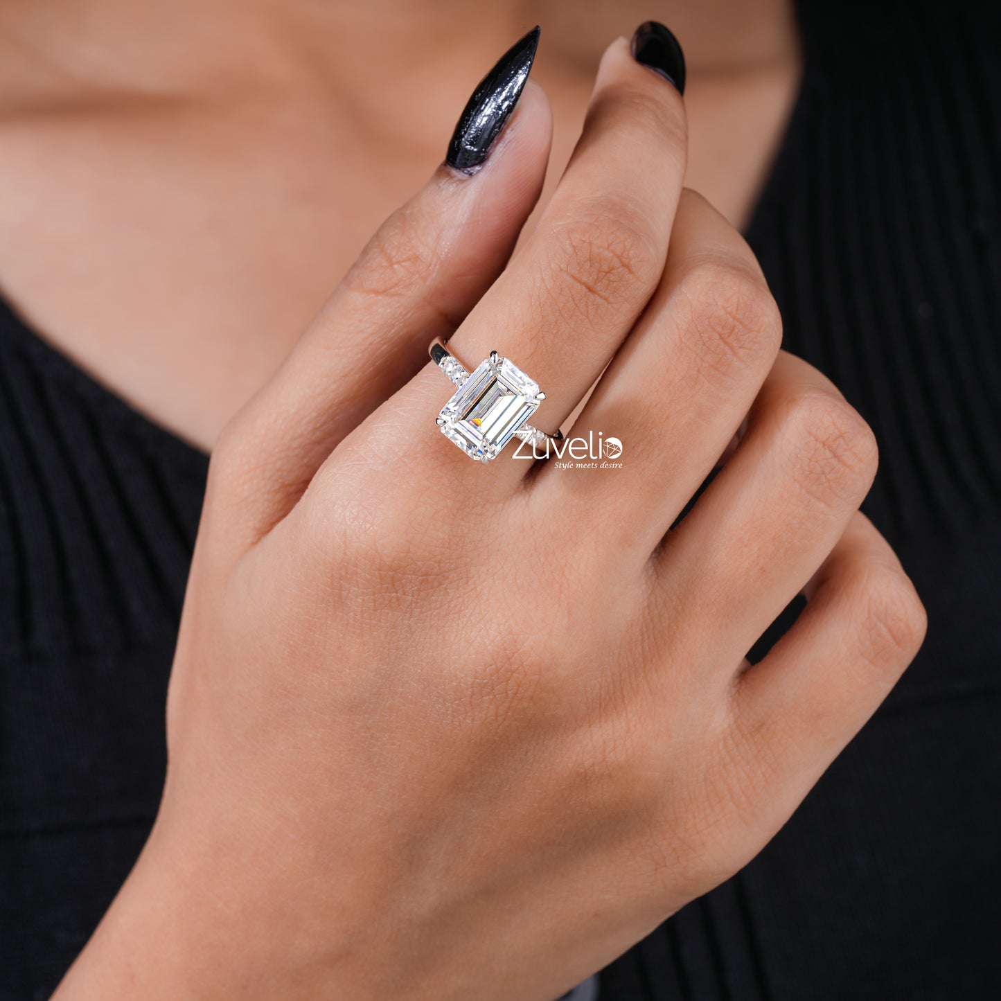 Platinum Emerald Halo Ring