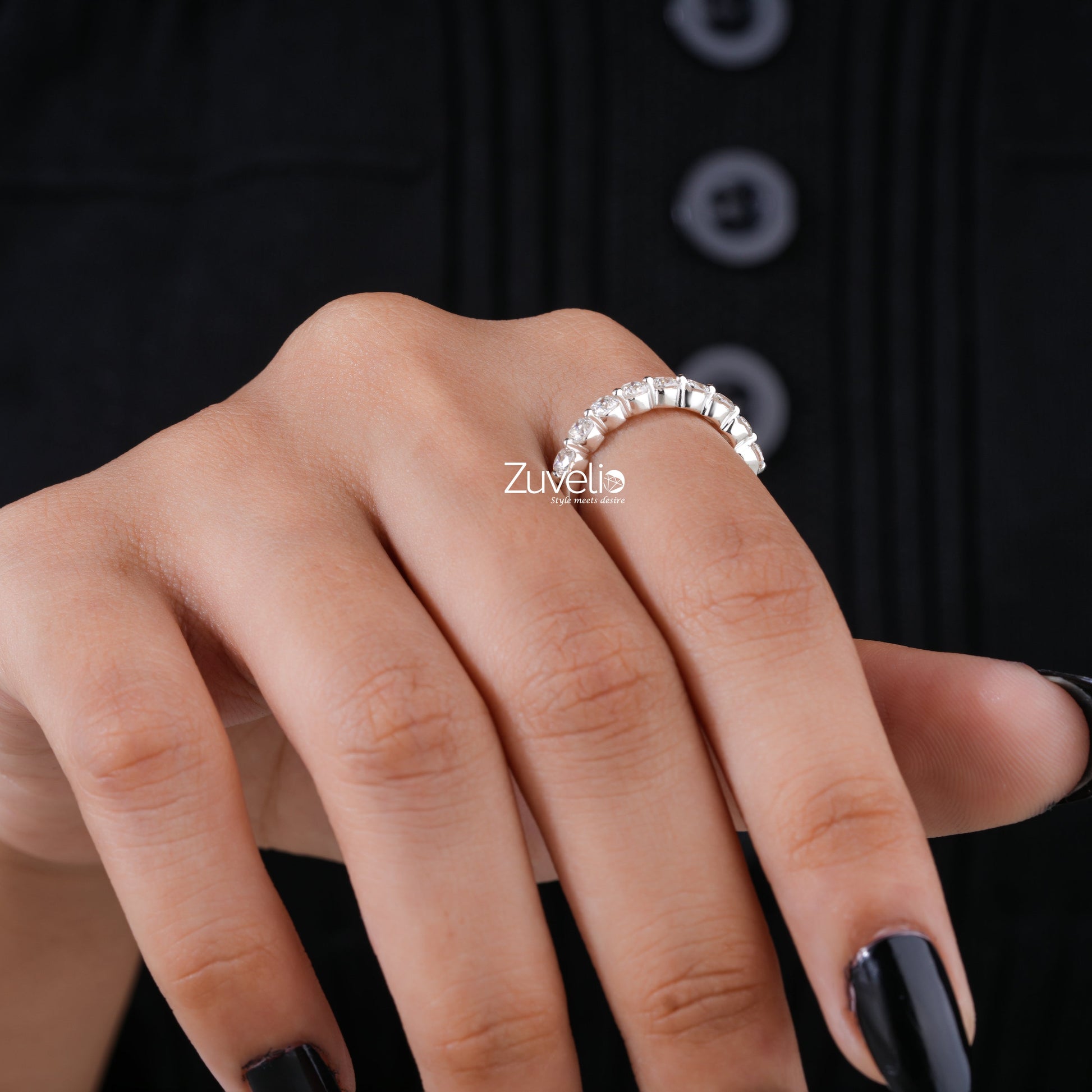 2.50mm Cushion Moissanite Band - Zuvelio.com