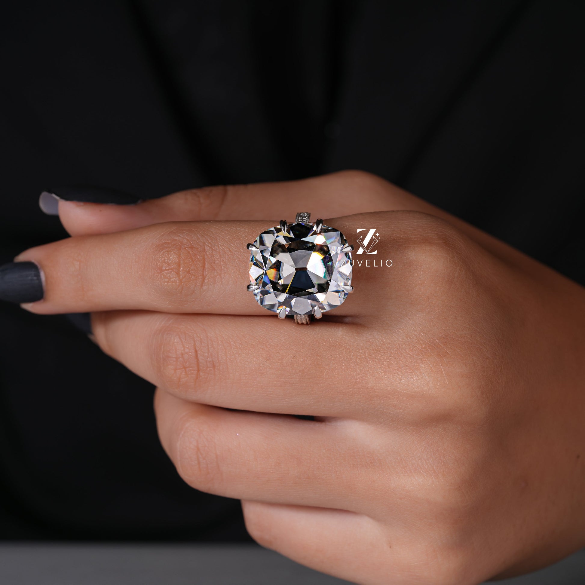 Grey Cushion Unique Ring - Zuvelio.com