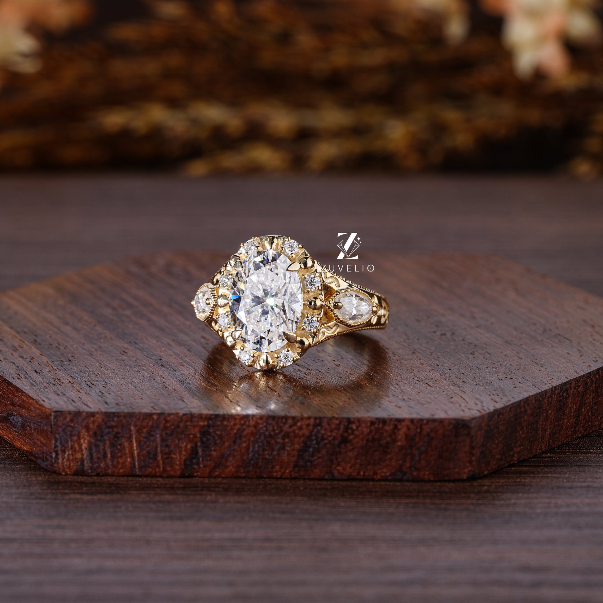 Art Deco Engagement Ring - Zuvelio.com