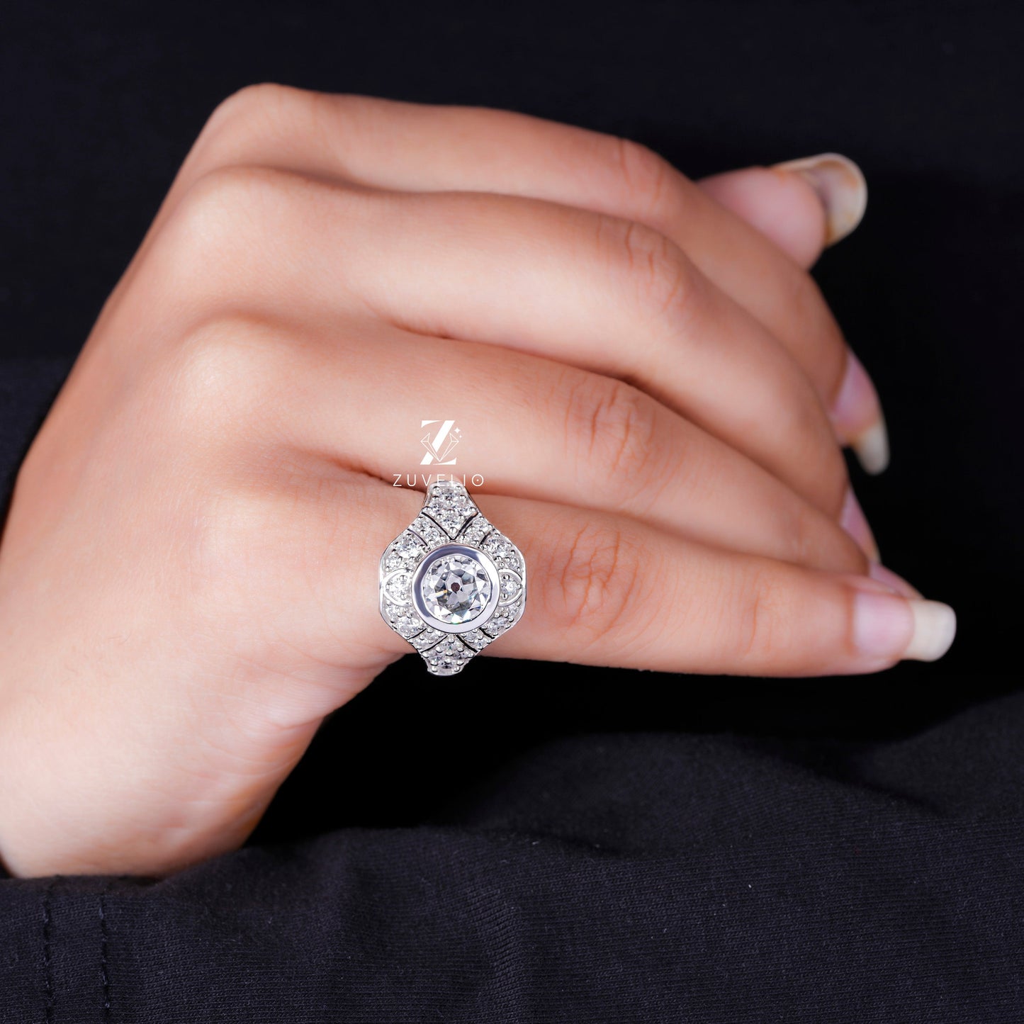 Art Deco Moissanite Ring - Zuvelio.com